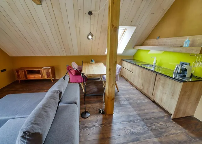 Hisa Zdravega Oddiha Begunje pri Cerknici