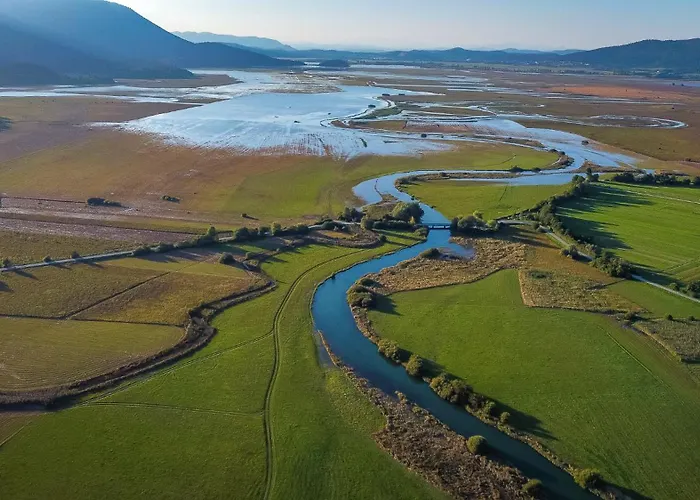 Hisa Zdravega Oddiha * Begunje pri Cerknici